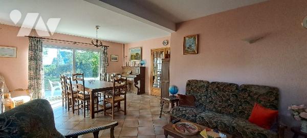 SAINT-GEORGES MONTCOCQ - MAISON 138 M² AVEC JARDIN PAYSAGÉ