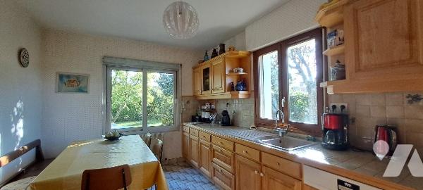 SAINT-GEORGES MONTCOCQ - MAISON 138 M² AVEC JARDIN PAYSAGÉ