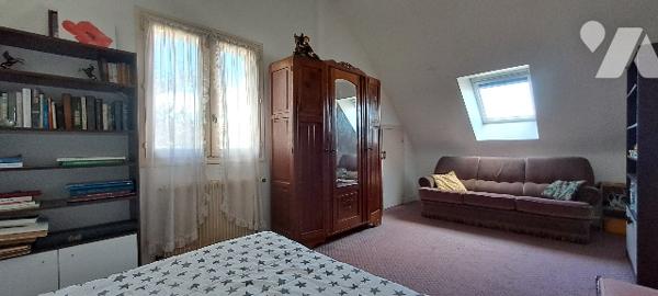 SAINT-GEORGES MONTCOCQ - MAISON 138 M² AVEC JARDIN PAYSAGÉ
