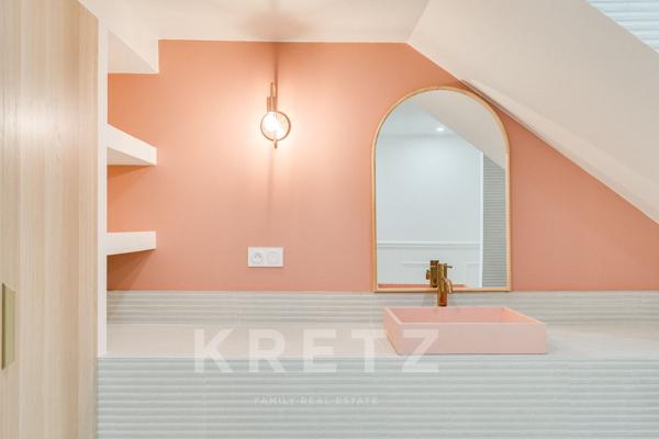 Elegante villa rénovée à pied du village