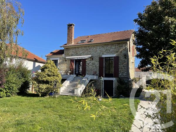 Maison à vendre  9 pièces - 217 m2 CRECY LA CHAPELLE - 77