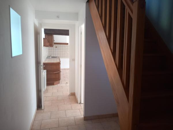 Longère en pierre rénovée de 146 m², 6 pièces