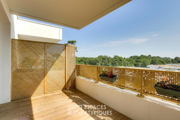 Un pied-à-terre océanique, au dernier étage avec balcon