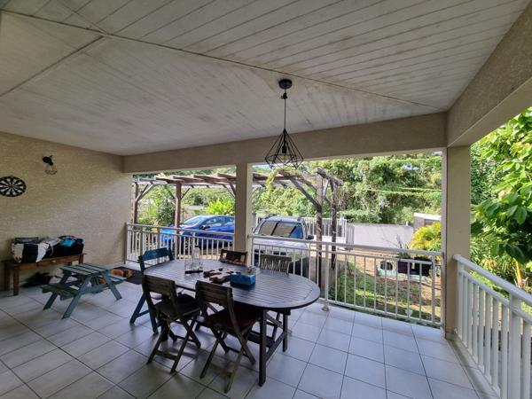 Les Abymes (97139) RECENTE MAISON T4