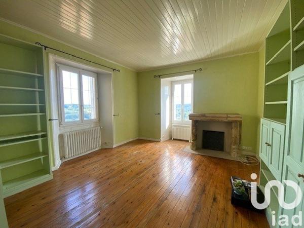 Maison de village 8 pièces de 215 m² à Pays de Belvès (24170)