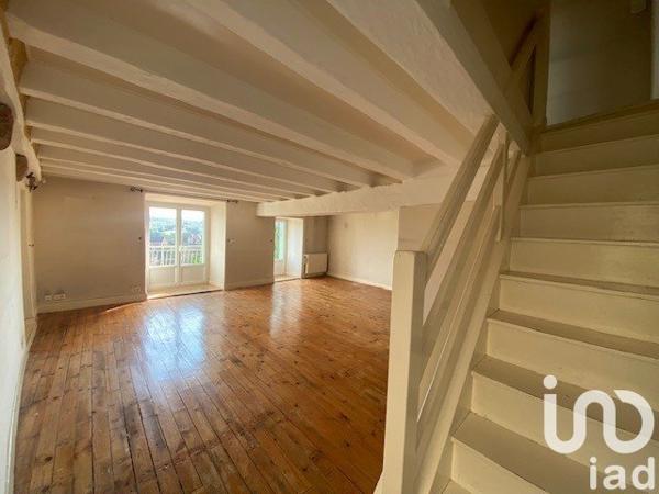 Maison de village 8 pièces de 215 m² à Pays de Belvès (24170)