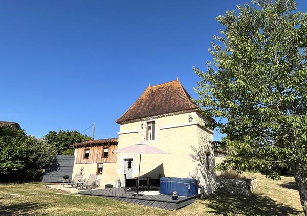 Maison familiale avec maison d'amis & piscine Palluaud