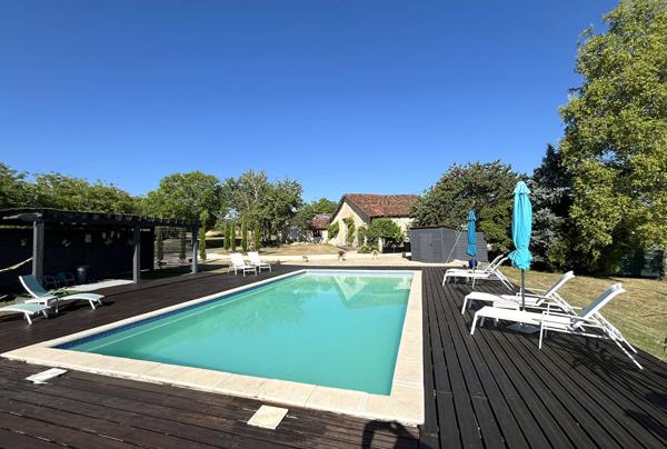 Maison familiale avec maison d'amis & piscine Palluaud
