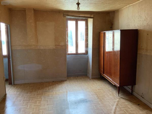 Maison à vendre à Bazoches-les-Gallerandes dans le Loiret (45480), ref : i12334/416