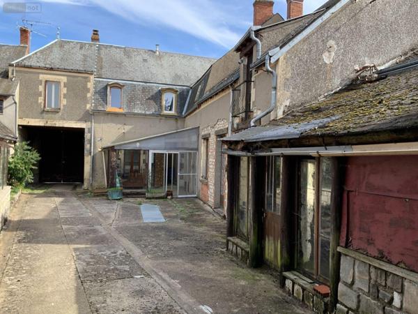 Maison à vendre à Bazoches-les-Gallerandes dans le Loiret (45480), ref : i12334/416