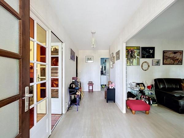 Maison Avrille 7 pièce(s) 175 m2