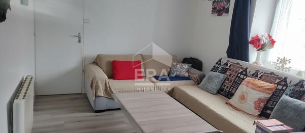 Maison Dole 3 pièce(s) 60 m2, quartier AZANS, plain-pied, garage double, terrain clos