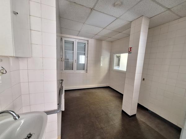 Beauvais (60000) LOCAL COMMERCIAL