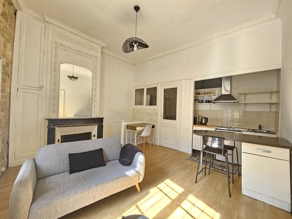 BORDEAUX SAINTE-CROIX | Appartement T2 48 m² , Bordeaux