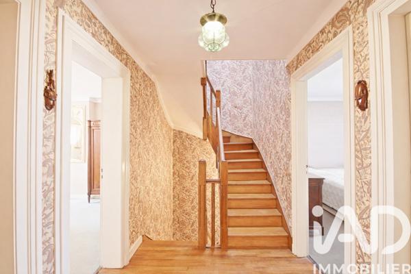 Maison à vendre 8 pièces 210 m² Arras