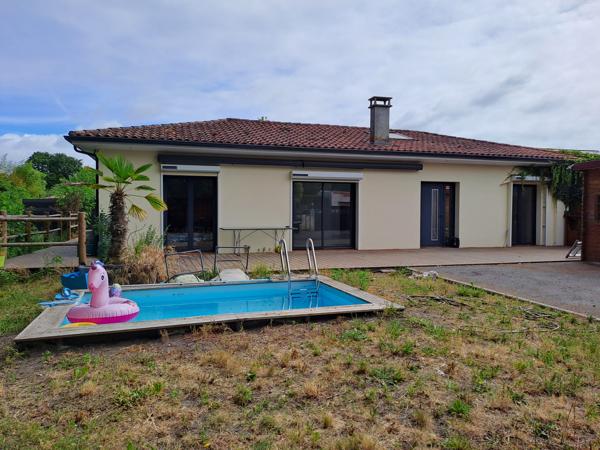 Maison familiale de plain pied hyper centre de LEOGNAN