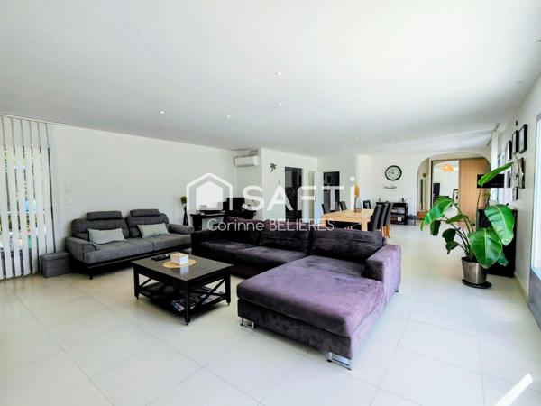 A vendre maison avec 4 chambres - terrain avec piscine - 1 logement indépendant