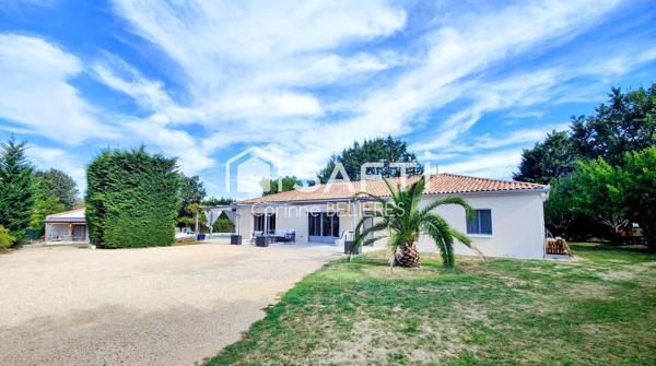 A vendre maison avec 4 chambres - terrain avec piscine - 1 logement indépendant