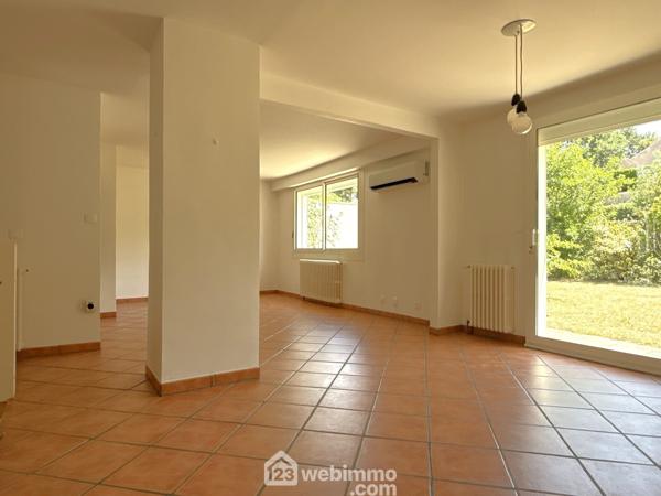 Maison 110 m² à Buxerolles 86180