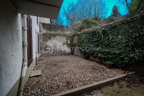 Maison traditionnelle de 320 m²