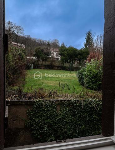 Maison traditionnelle de 320 m²