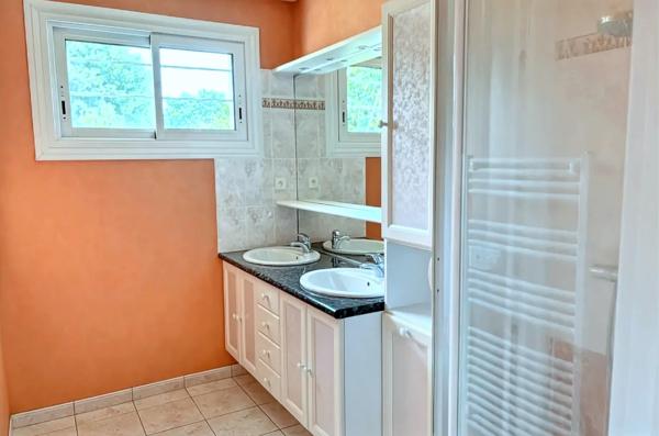 Maison 4 chambres 148m² + bureau + garage 60m²