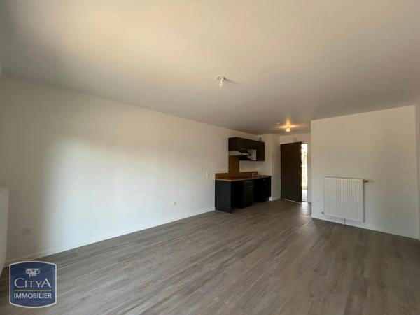 Appartement à louer 2 pièces 45.1m² Chartres (28000)