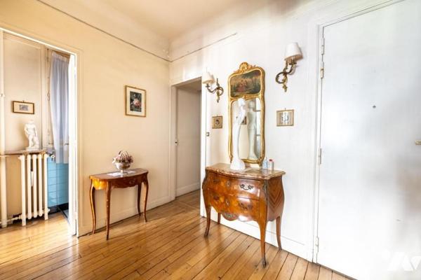 PARIS XVII- Quartier Ternes - Appartement 3 - 83 m² 