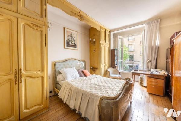 PARIS XVII- Quartier Ternes - Appartement 3 - 83 m² 