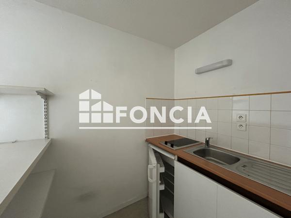 Location Studio 31.88 m² - 10/12 RUE VILLENEUVE Toulouse 31300