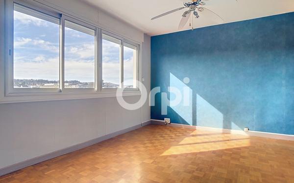 Appartement à louer    3 pièces •  Brive-la-Gaillarde