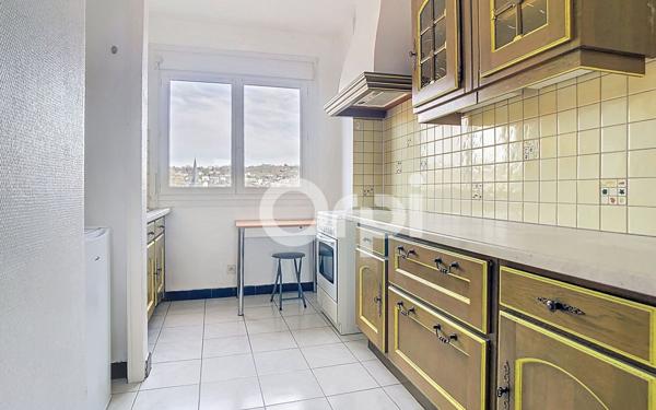 Appartement à louer    3 pièces •  Brive-la-Gaillarde