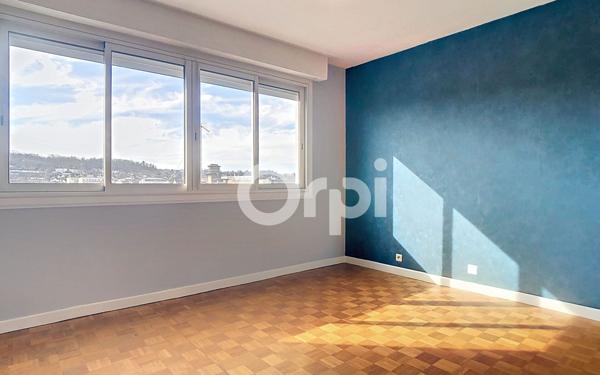 Appartement à louer    3 pièces •  Brive-la-Gaillarde