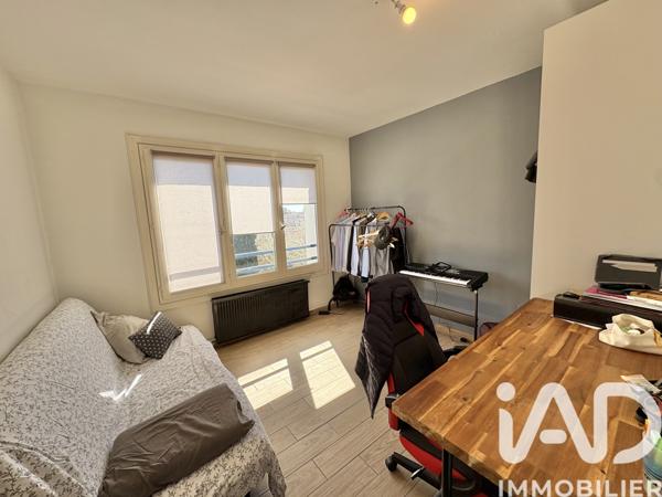 Appartement à vendre 5 pièces 90 m² Nîmes