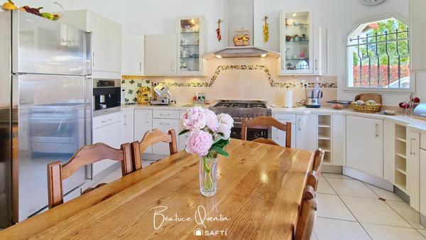 Maison d'exception avec piscine chauffée
