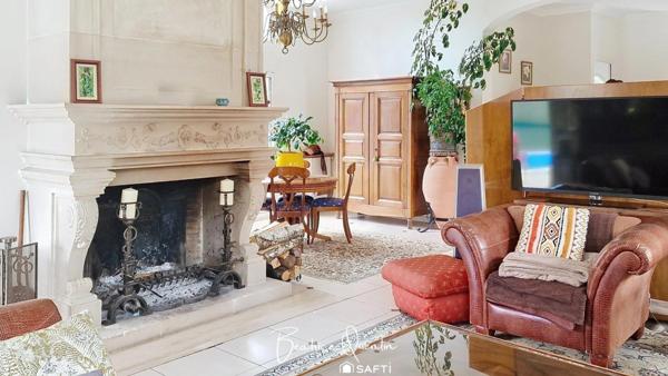 Maison d'exception avec piscine chauffée