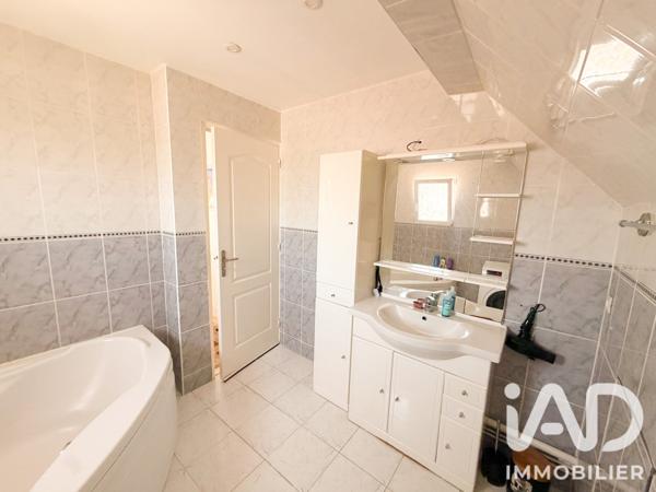 Maison à vendre 6 pièces 105,58 m² Goussainville