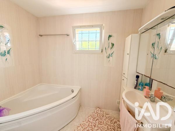 Maison à vendre 6 pièces 105,58 m² Goussainville