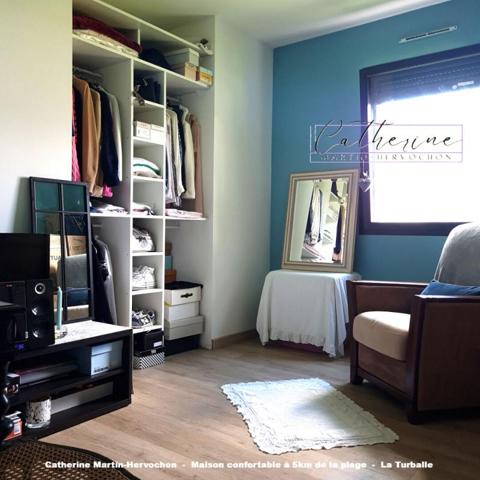 Maison de 2022 de plain-pied avec 2 chambres et garage