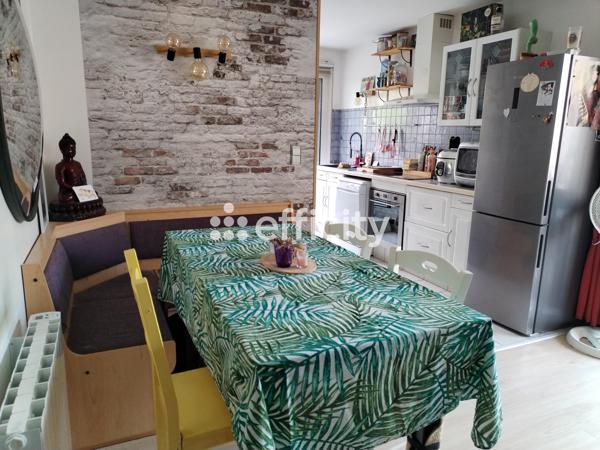 Appartement
         3 pièces
        - 70 m² Exclusivité 249 600 € *