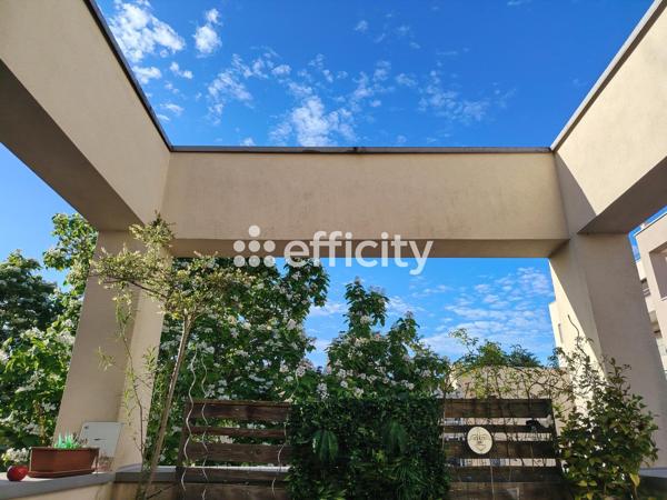 Appartement
         3 pièces
        - 70 m² Exclusivité 249 600 € *