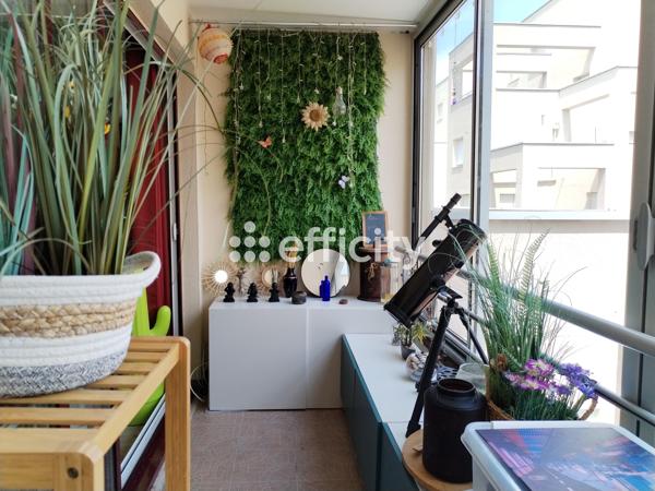 Appartement
         3 pièces
        - 70 m² Exclusivité 249 600 € *