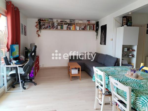 Appartement
         3 pièces
        - 70 m² Exclusivité 249 600 € *