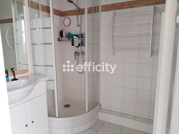 Appartement
         3 pièces
        - 70 m² Exclusivité 249 600 € *