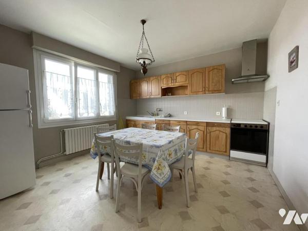 MAISON FAMILIALE CENTRE VILLE AVEC JARDIN