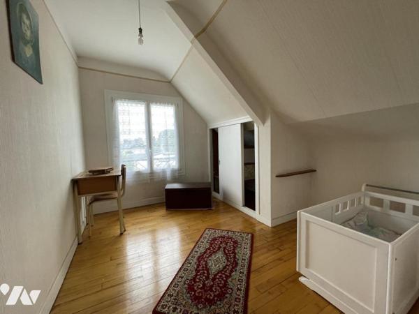 MAISON FAMILIALE CENTRE VILLE AVEC JARDIN