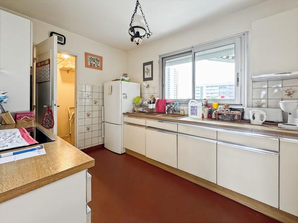 Appartement Rosny 3 pièces 77 m2 - Métro L.11  - GOLF