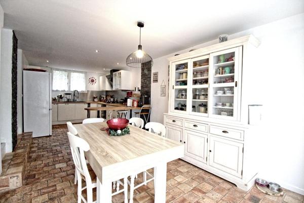 MAISON RENOVEE AU PARC DE LA HAYE A AVRILLE