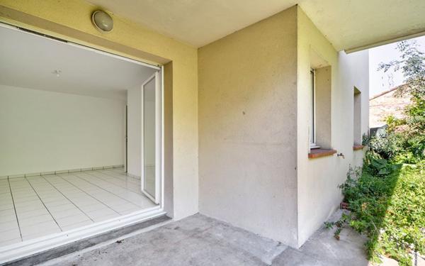 Appartement à vendre    2 pièces • 44 m2 Castelginest