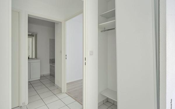 Appartement à vendre    2 pièces • 44 m2 Castelginest